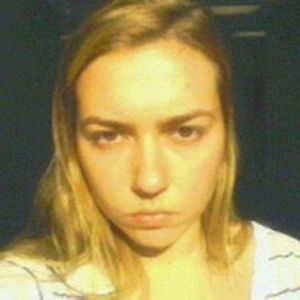 Meet your Posher, Roxana